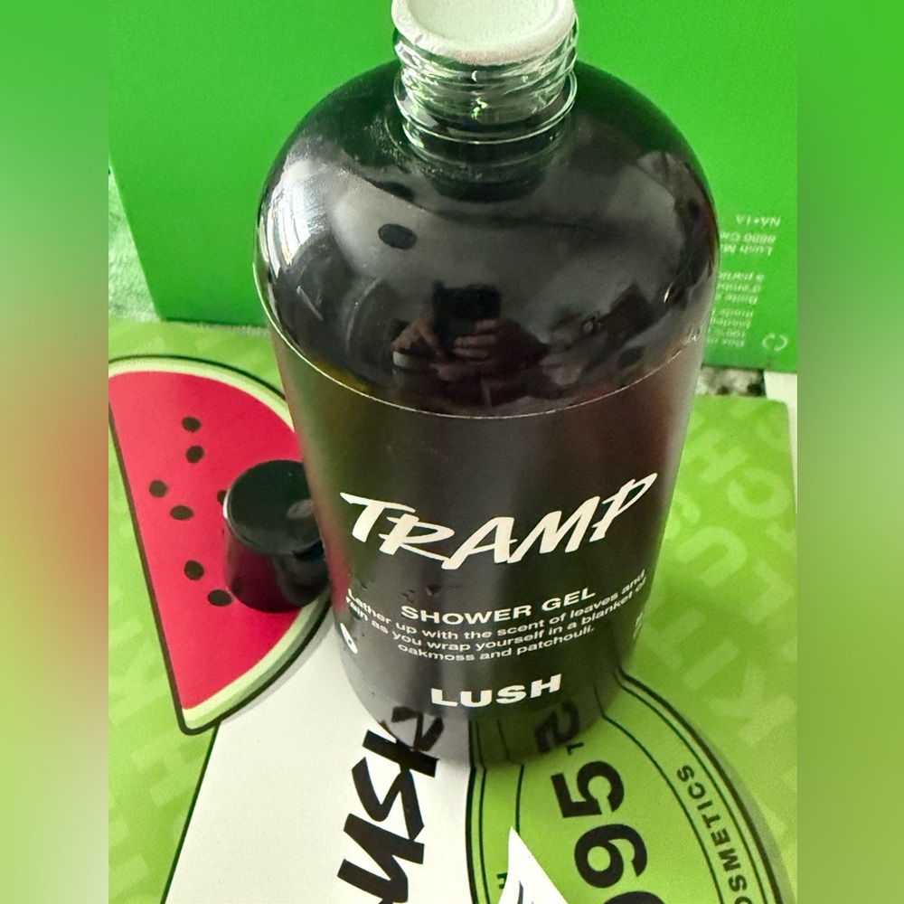 Lush Tramp Shower Gel 16.9oz
